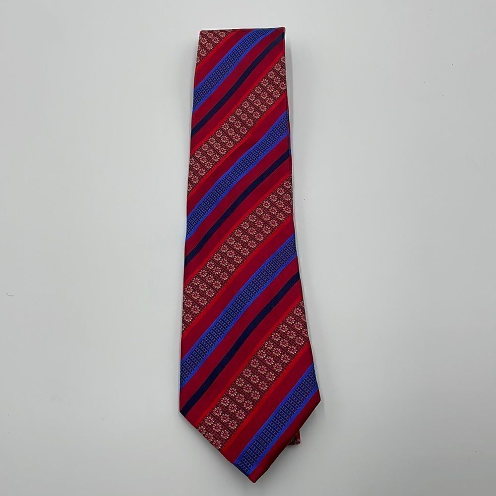 Red and blue 100% silk steve Harvey collection necktie